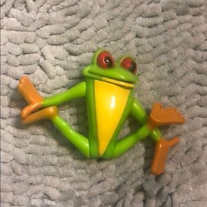 Rainforest cafe drink cup with toy frog